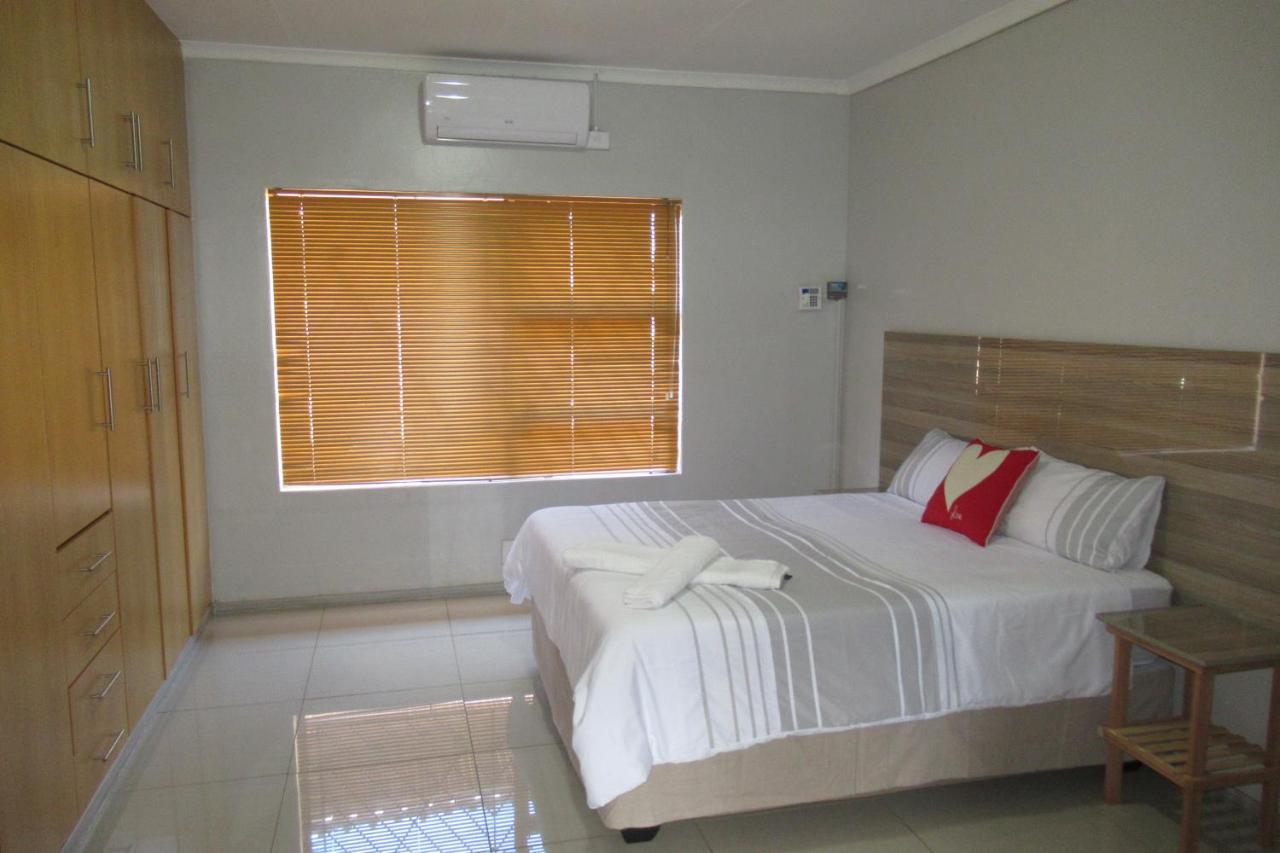 Pab-Love Guest House Kuruman Kültér fotó