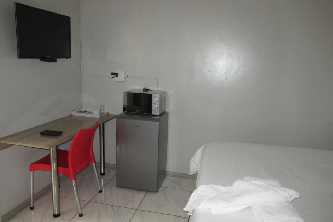 Pab-Love Guest House Kuruman Kültér fotó