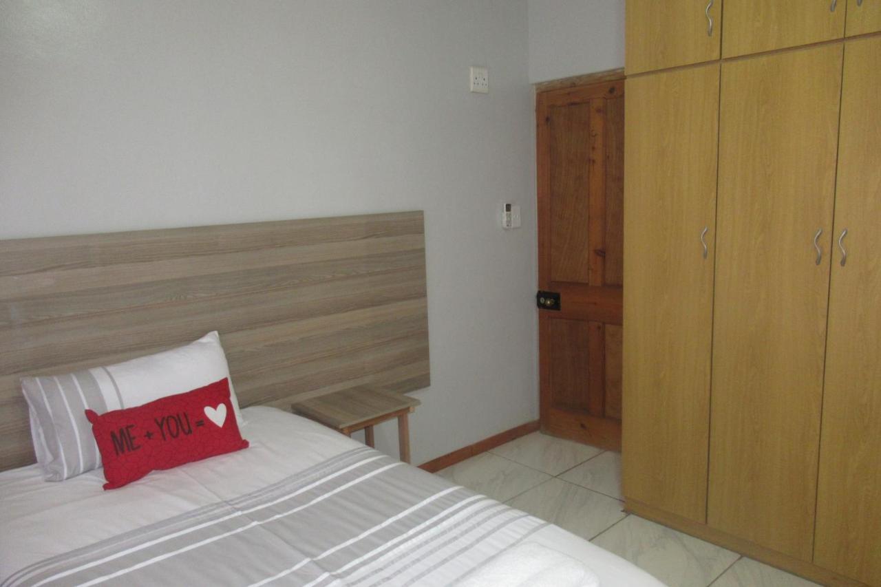 Pab-Love Guest House Kuruman Kültér fotó