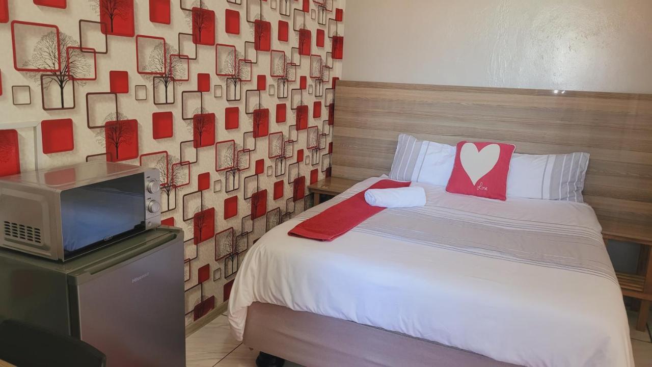 Pab-Love Guest House Kuruman Kültér fotó