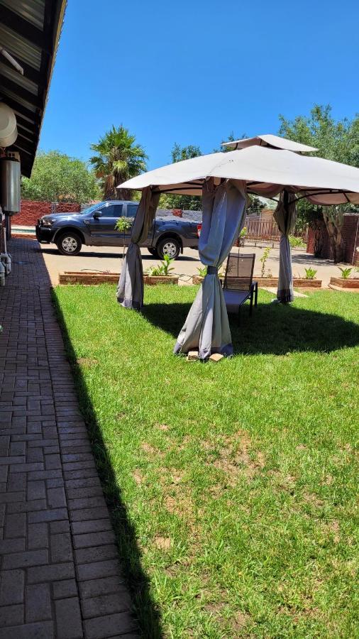 Pab-Love Guest House Kuruman Kültér fotó